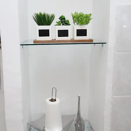 Old Town Manosa Apartment *